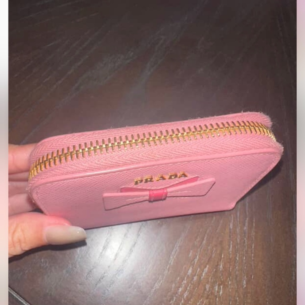 Prada Blush Pink Leather Bow Wallet - Picture 4 of 8